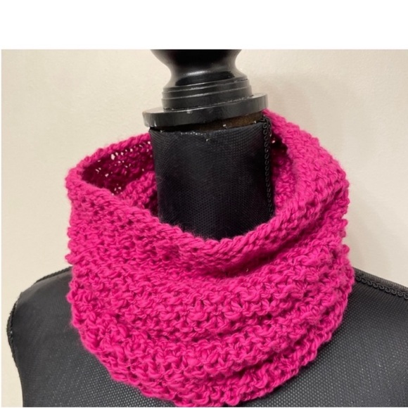 New hand knit women’s eco organic cotton pink neck warmer/ cowl OS - Picture 4 of 6
